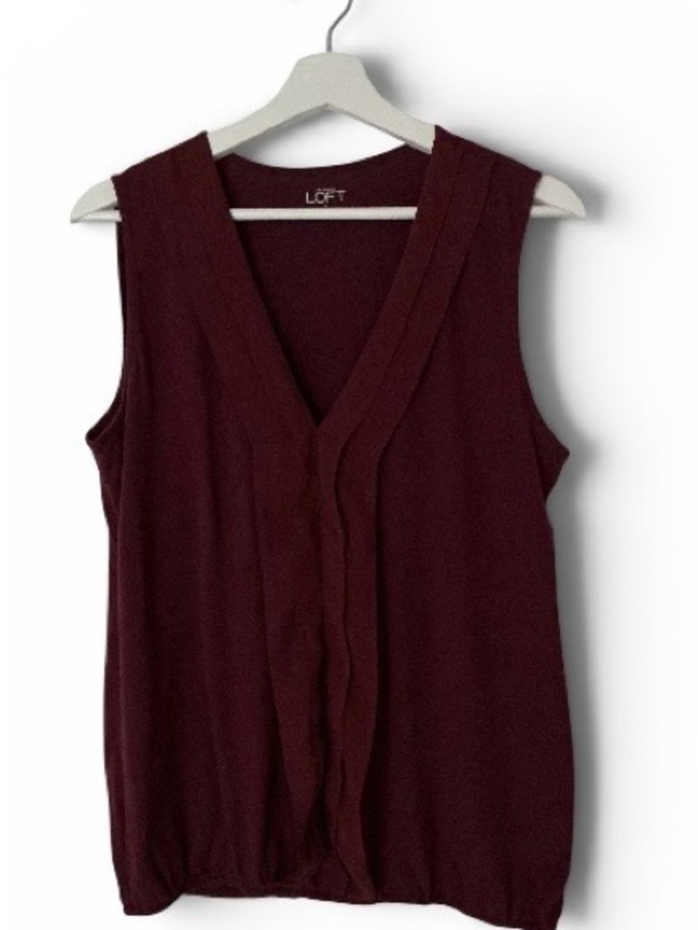 LOFT Sleeveless V-Neck Knit Tank Top - Burgundy